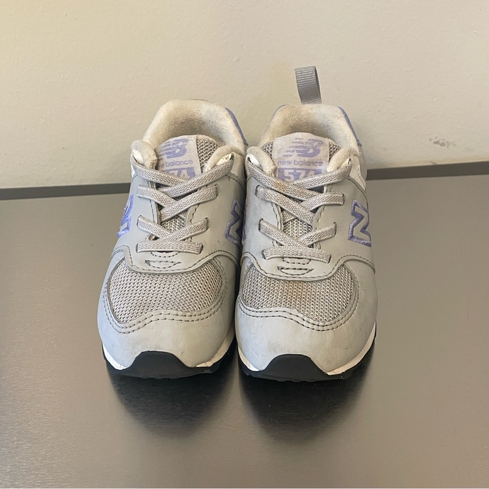 New Balance Toddler Girl Gray & Purole Floral sneakers